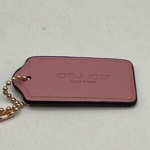 COACH Hang Tag Only Medium Pink Faux Leather Pink Gold Like Chain Coach New York